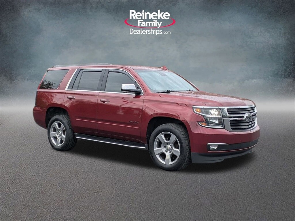 2019 Chevrolet Tahoe Premier photo 2
