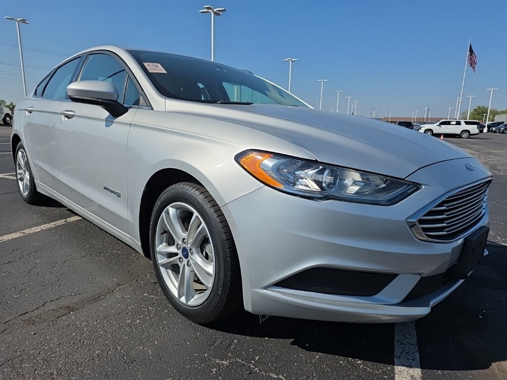 2018 Ford Fusion Hybrid S photo 3