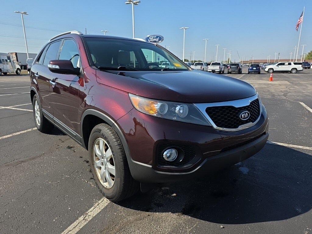 2013 Kia Sorento Base LX photo 2