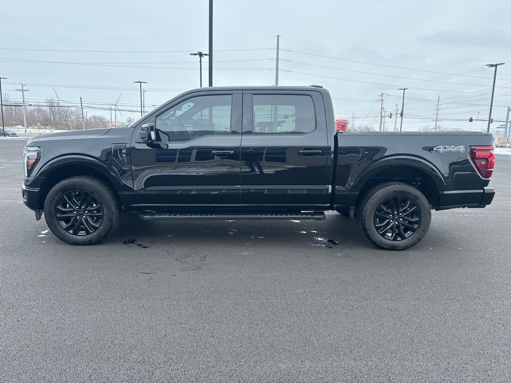 2025 Ford F-150 Lariat photo 4