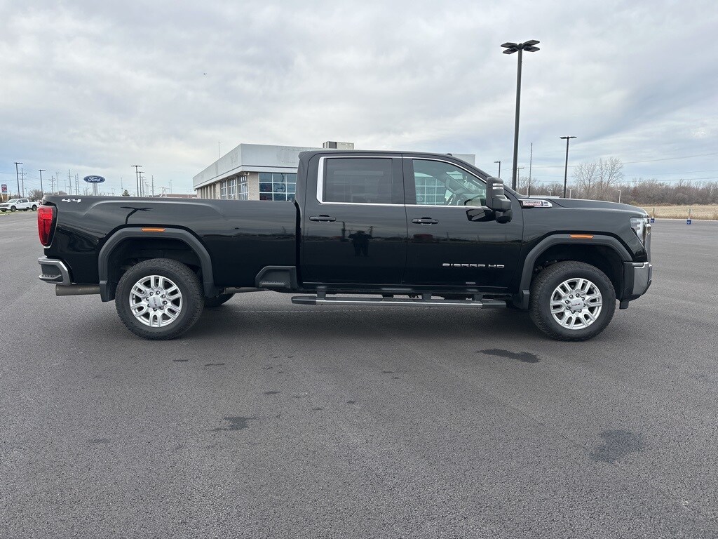 2024 Gmc Sierra 2500 HD SLE photo 4
