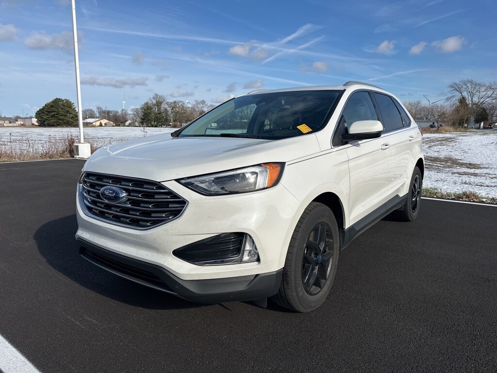 2022 Ford Edge SEL's photo