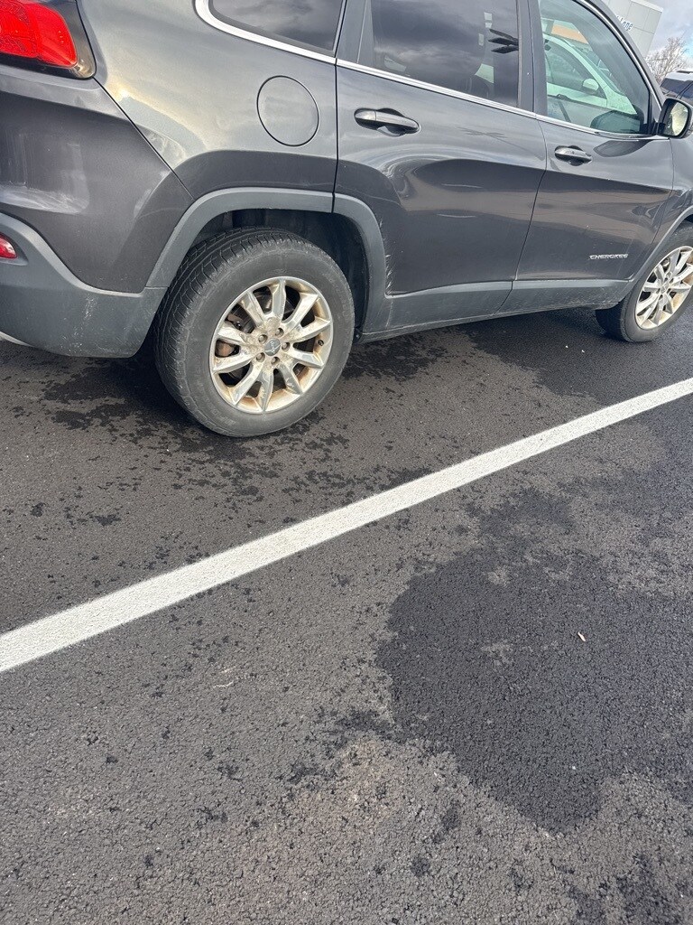 2015 Jeep Cherokee Limited photo 3