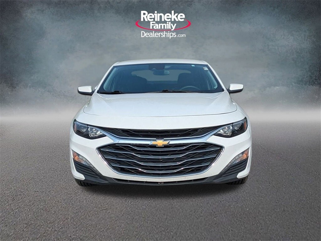 Used 2023 Chevrolet Malibu 1LT with VIN 1G1ZD5ST9PF220527 for sale in Findlay, OH