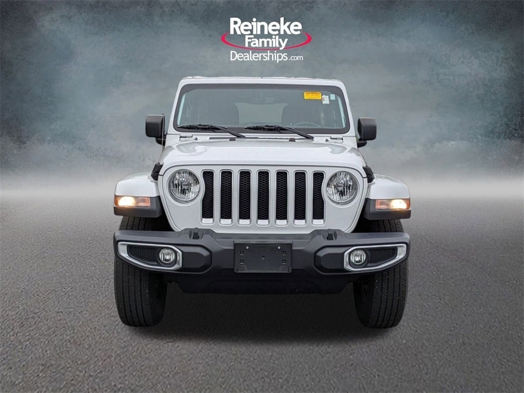 Used 2019 Jeep Wrangler Unlimited Sahara with VIN 1C4HJXEG6KW580224 for sale in Findlay, OH