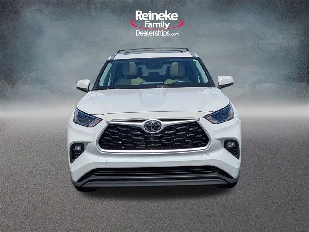 Used 2022 Toyota Highlander XLE SUV