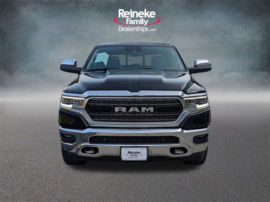 2023 Ram 1500 Limited photo 2