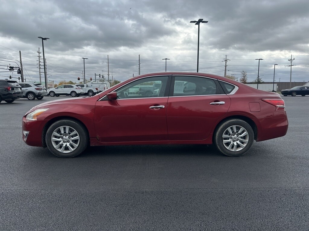 Used 2013 Nissan Altima 2.5 S Sedan