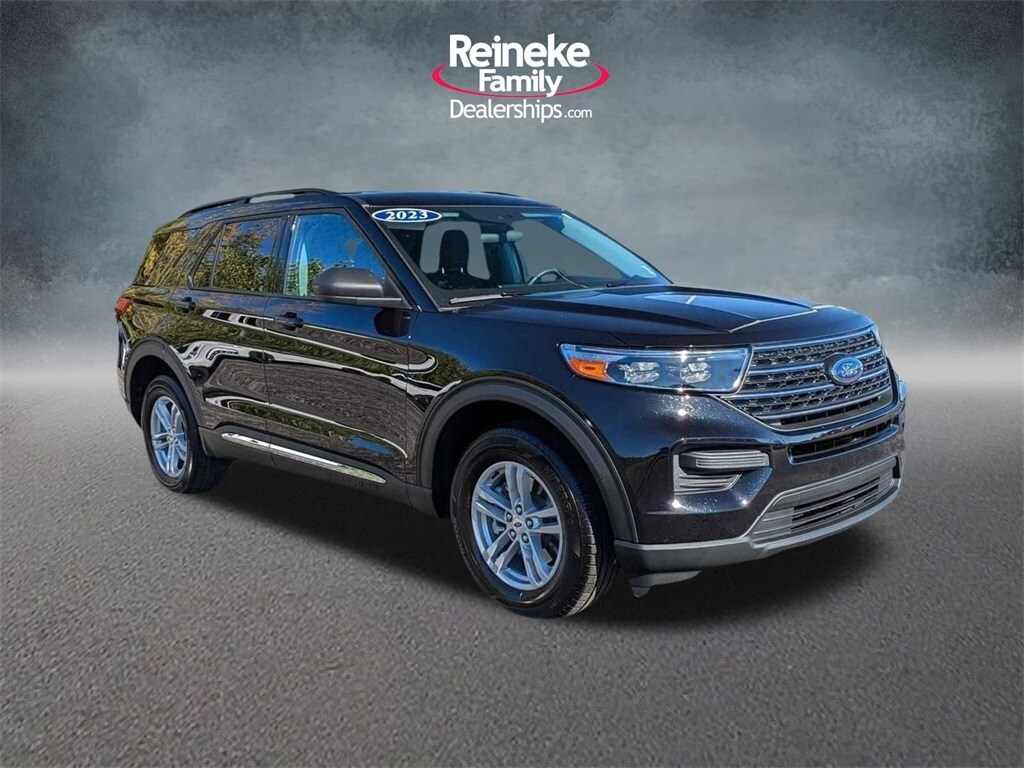Used 2023 Ford Explorer XLT with VIN 1FMSK8DH9PGC13057 for sale in Findlay, OH