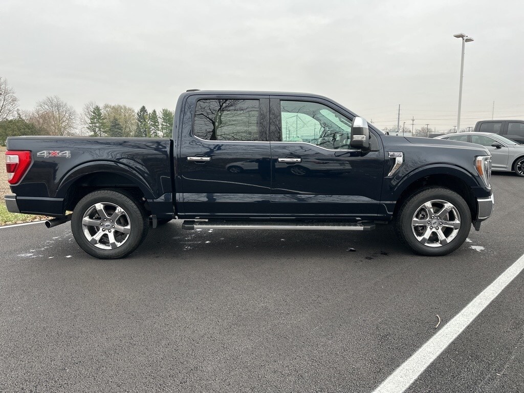2023 Ford F-150 Lariat photo 2