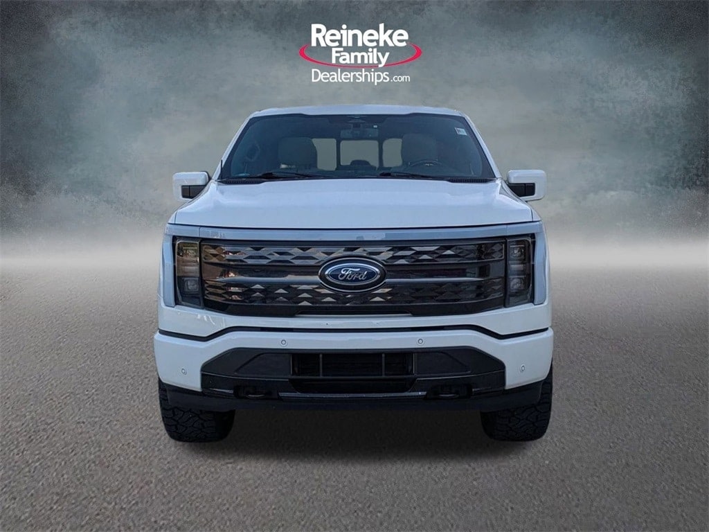 Used 2023 Ford F-150 Lightning Platinum with VIN 1FT6W1EVXPWG05542 for sale in Findlay, OH