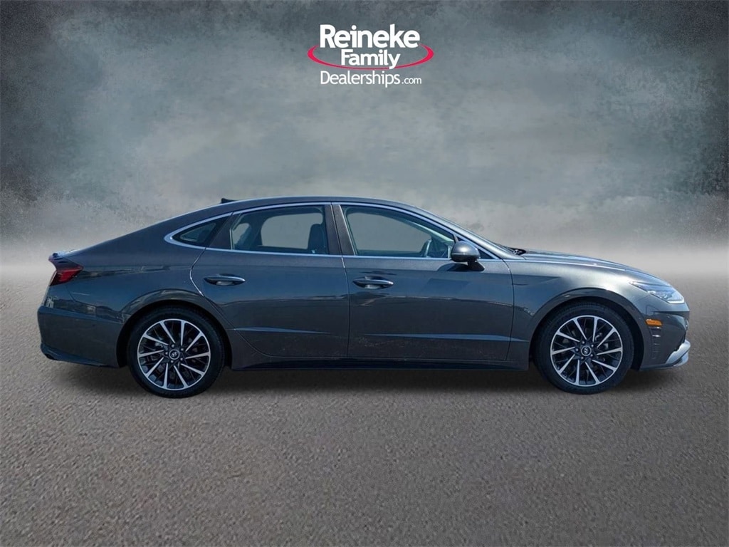 2022 Hyundai Sonata Limited photo 4