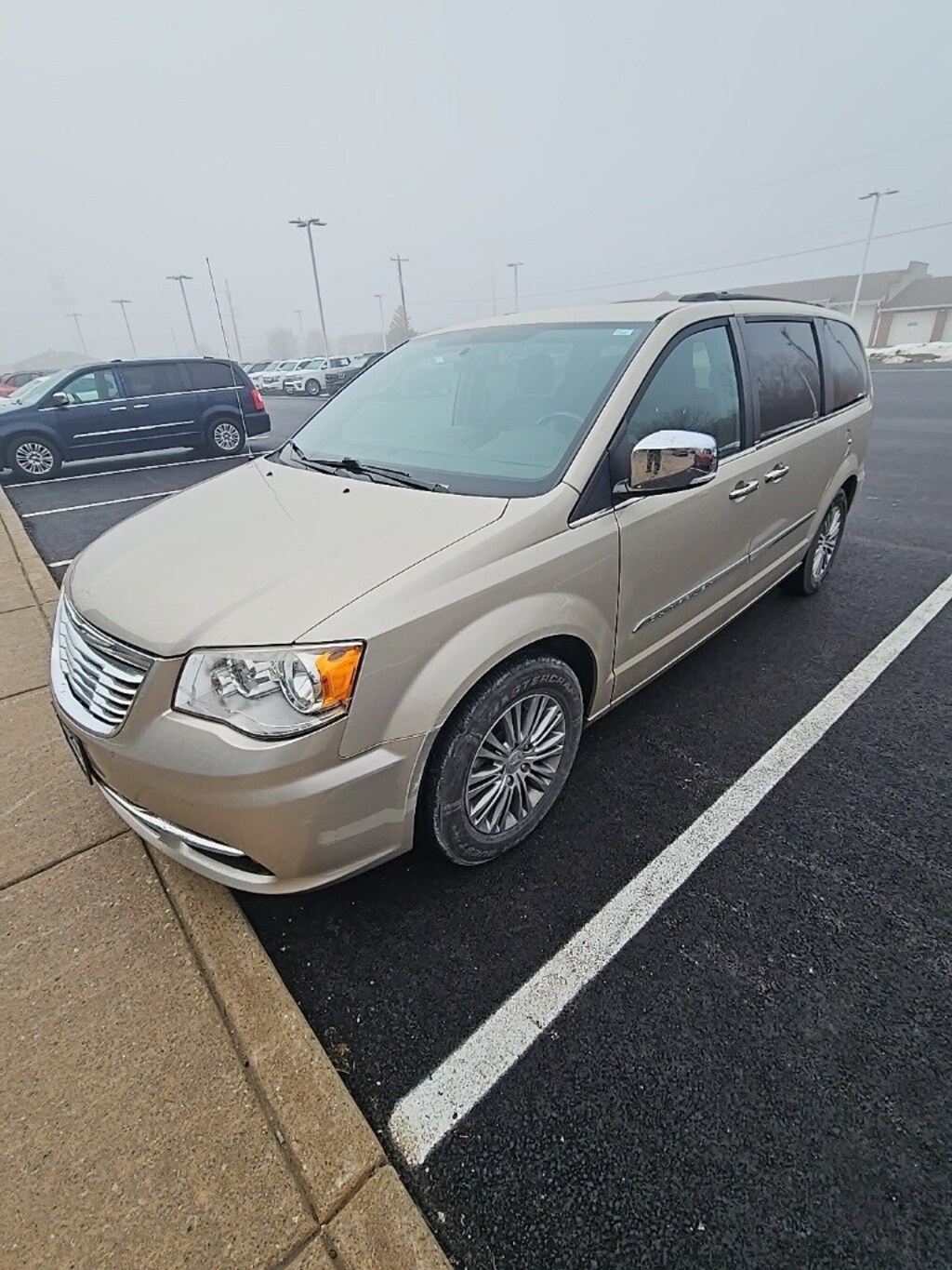 Used 2014 Chrysler Town & Country Touring-L Van