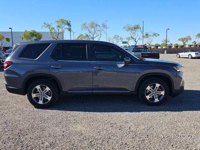 2025 Honda Pilot EX-L photo 4
