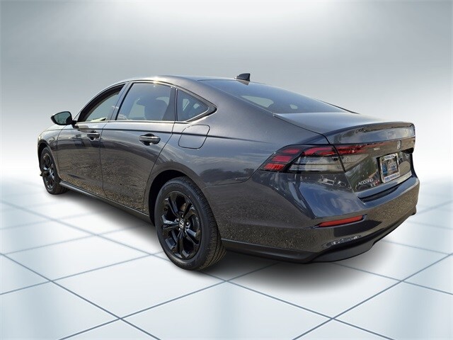 2025 Honda Accord SE photo 3