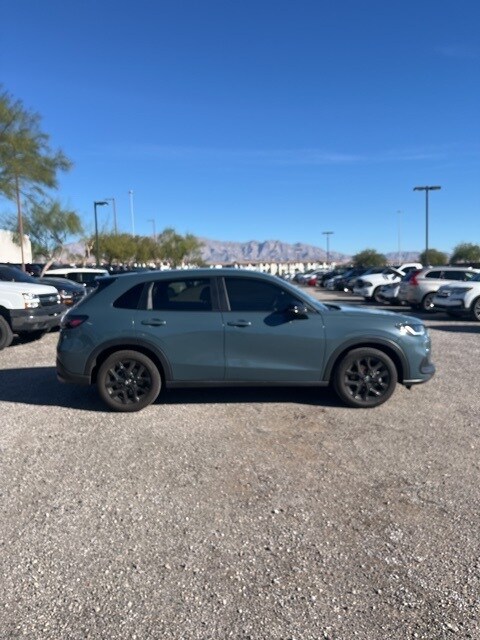 2023 Honda HR-V Sport photo 2