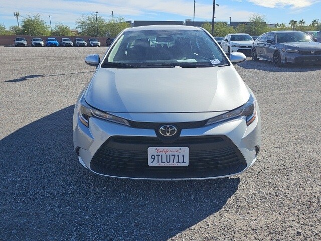 2025 Toyota Corolla LE photo 2