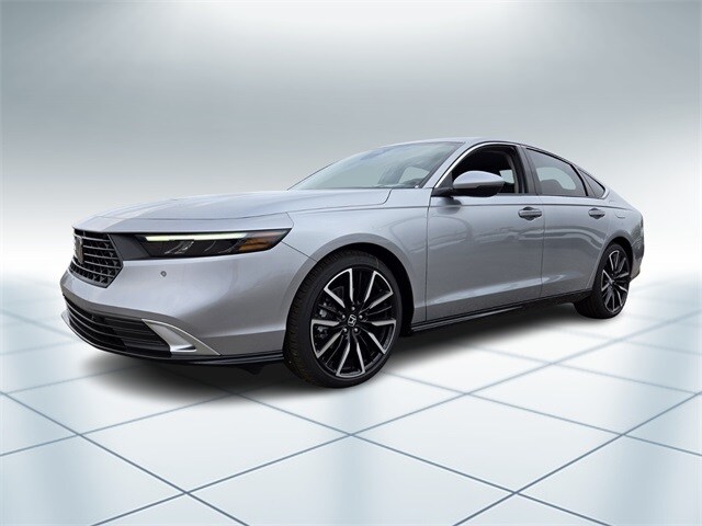 2025 Honda Accord Hybrid Touring photo 2