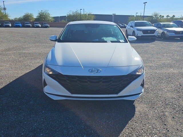2023 Hyundai Elantra Hybrid Blue photo 2