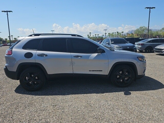 2020 Jeep Cherokee Altitude photo 3