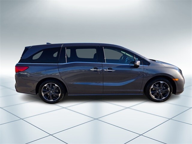 2022 Honda Odyssey Elite photo 3
