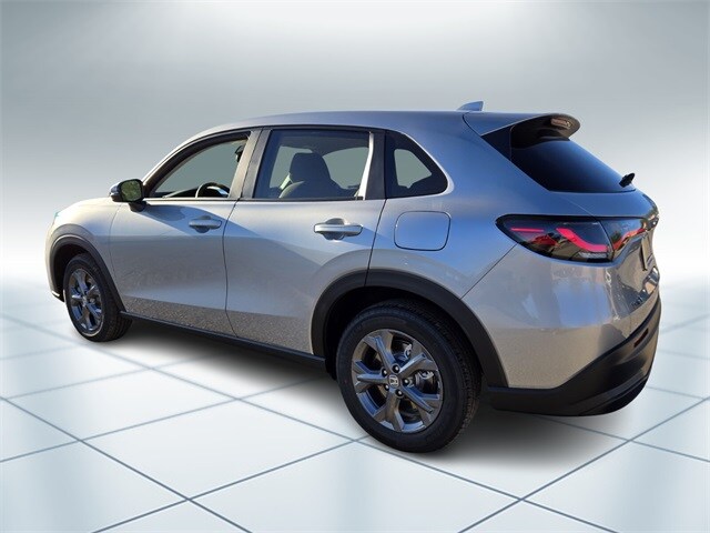 2026 Honda HR-V LX photo 3