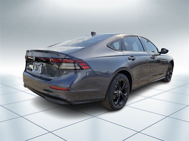 2025 Honda Accord SE photo 4