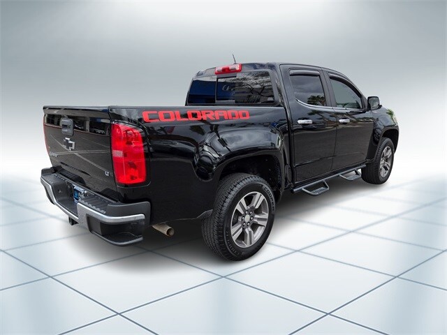 2017 Chevrolet Colorado LT photo 4