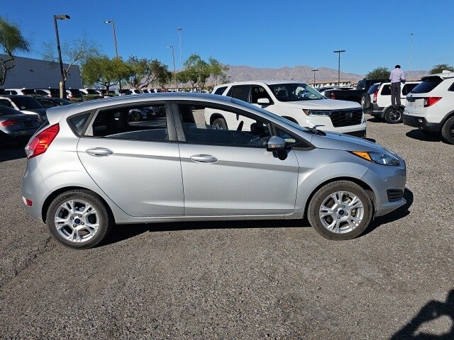 2014 Ford Fiesta SE photo 4