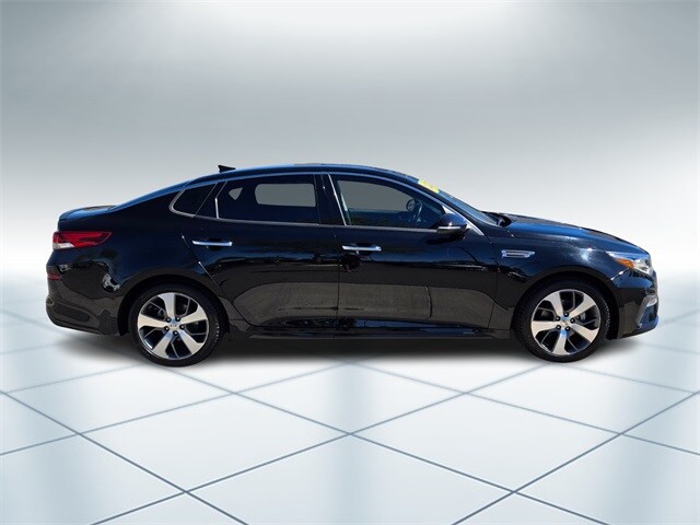 2019 Kia Optima LX S photo 3