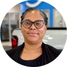 Staff member Ann Vickers from ID_56f387