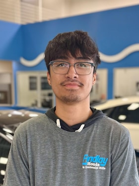 Staff member Kaunaloa Gillette from ID_a7db68