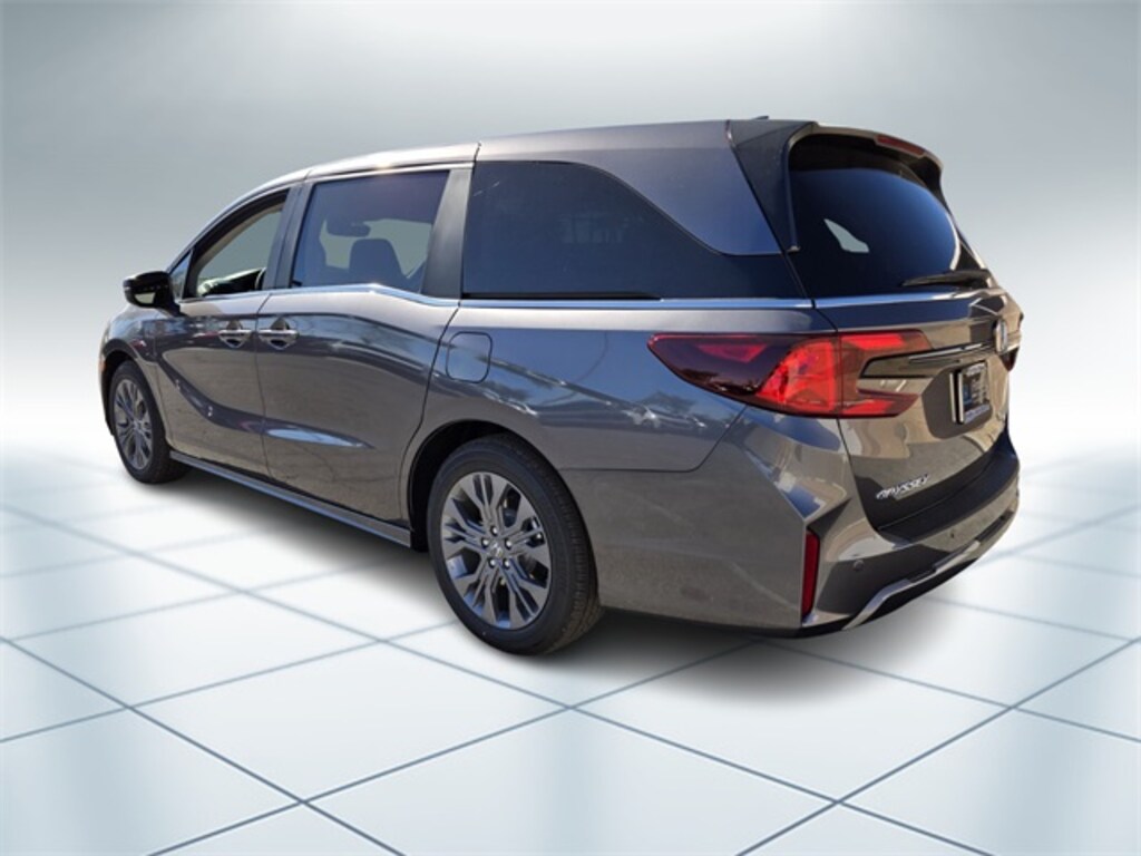 New 2026 Honda Odyssey Touring Minivan/Van