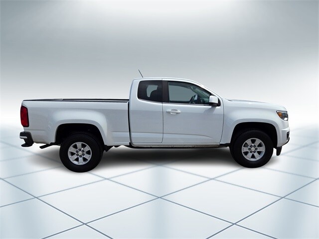 2018 Chevrolet Colorado Work Truck photo 3