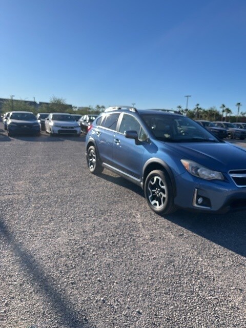2016 Subaru Crosstrek 2.0i Limited photo 2