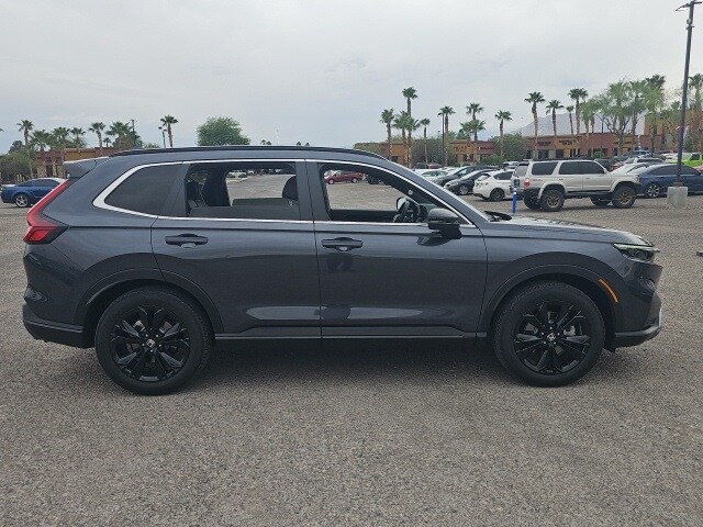 2023 Honda CR-V Hybrid Sport Touring photo 4