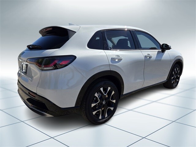 2026 Honda HR-V EX-L photo 4