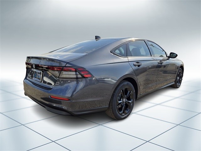 2025 Honda Accord SE photo 4