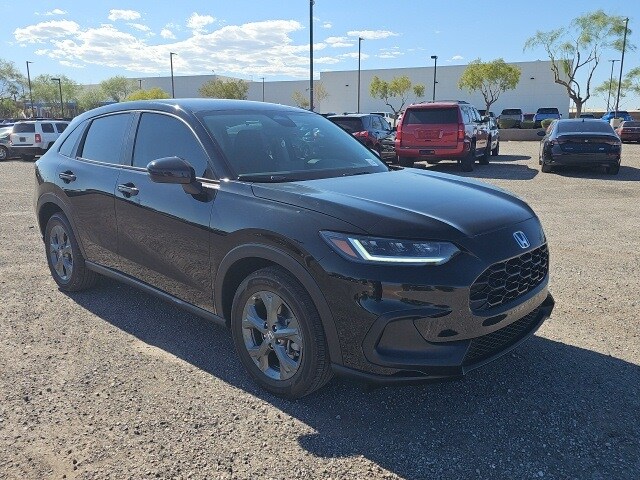 2026 Honda HR-V LX photo 3