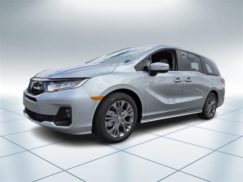 New 2026 Honda Odyssey Touring Minivan/Van