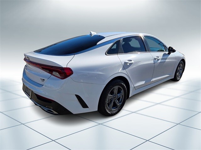 2021 Kia K5 LXS photo 4