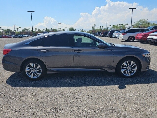 2019 Honda Accord LX photo 4