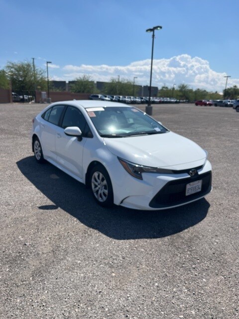 2022 Toyota Corolla LE photo 3