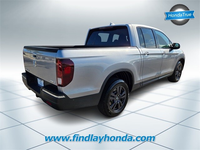 2019 Honda Ridgeline Sport photo 4