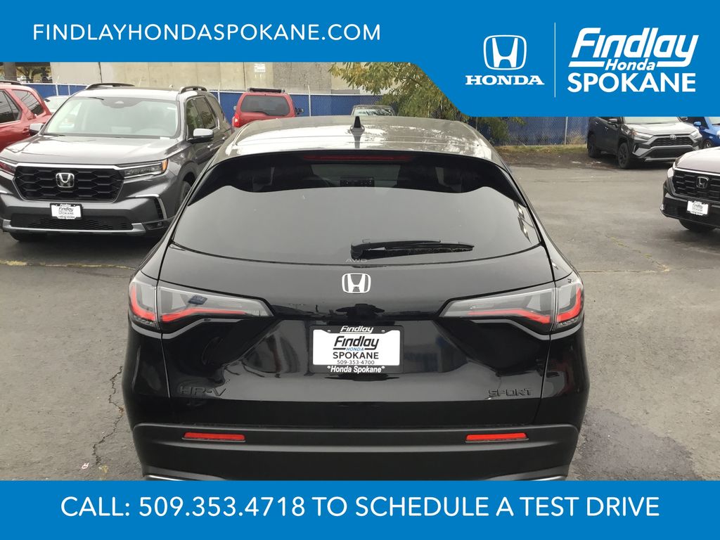 2026 Honda HR-V Sport photo 2