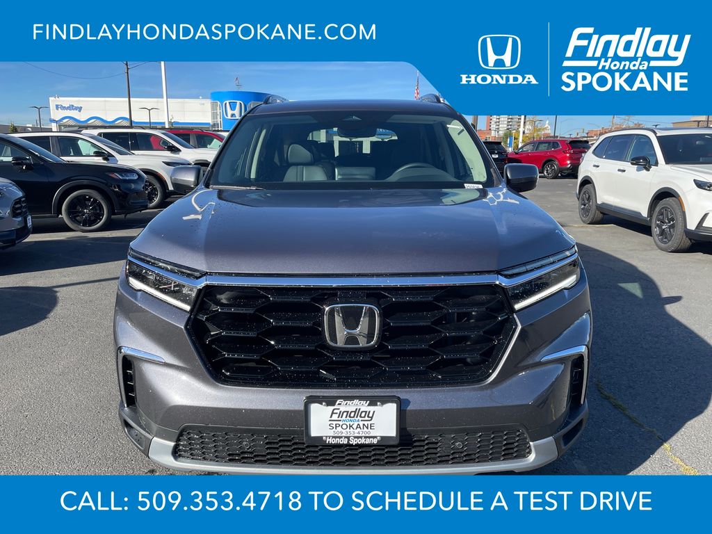 2025 Honda Pilot Touring photo 2