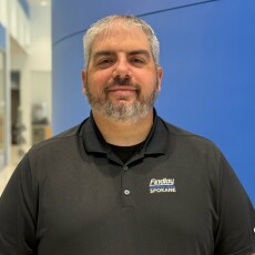 Staff member Jeremy Bean from ID_600795