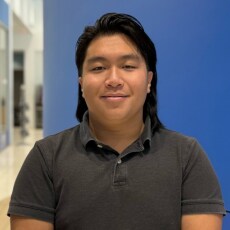 Staff member Ly Le  from ID_600795