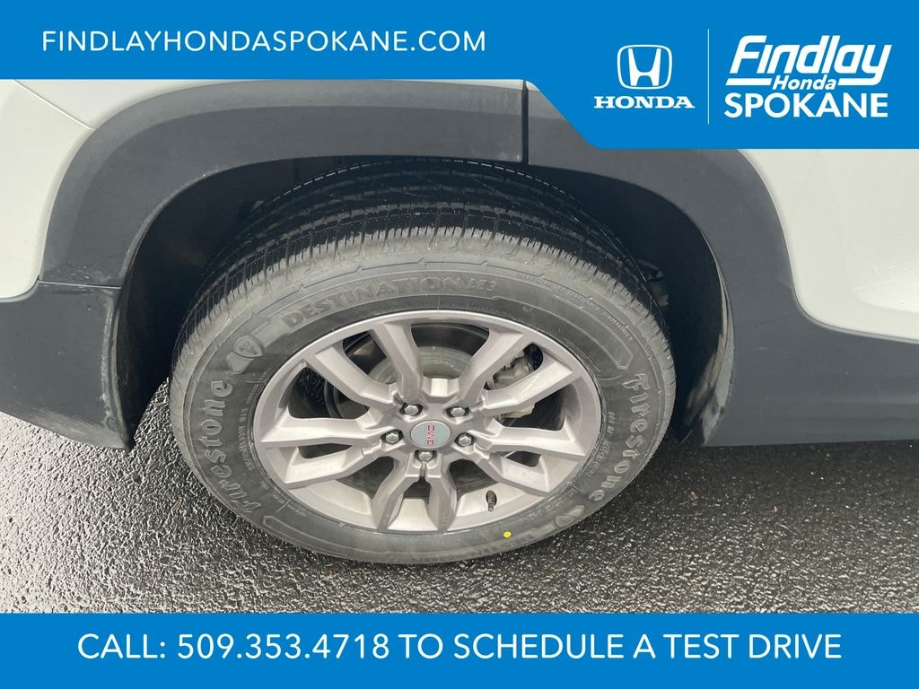 Used 2024 GMC Terrain SLT SUV