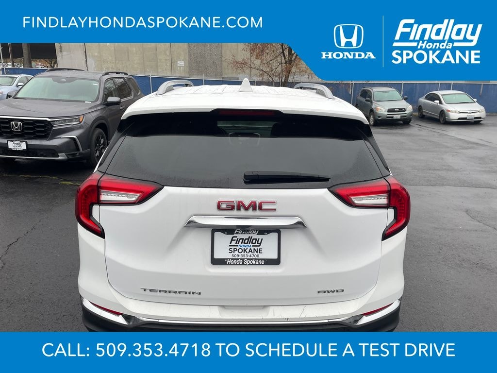 Used 2024 GMC Terrain SLT SUV